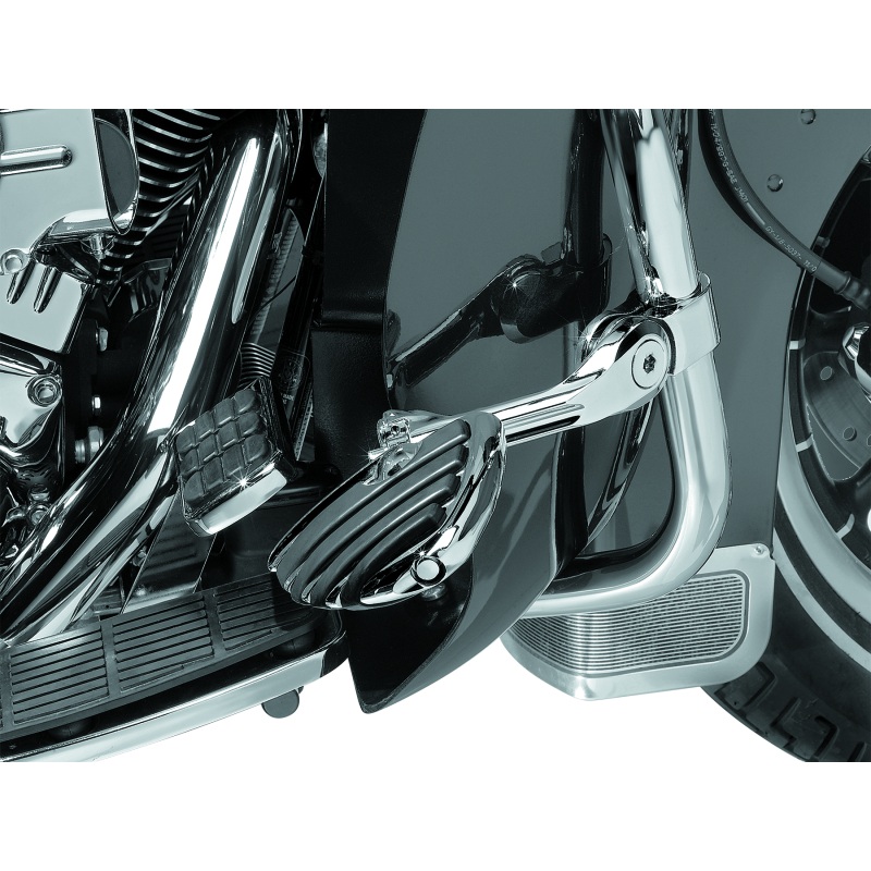Kuryakyn Splined Adapter Mount Gloss Black